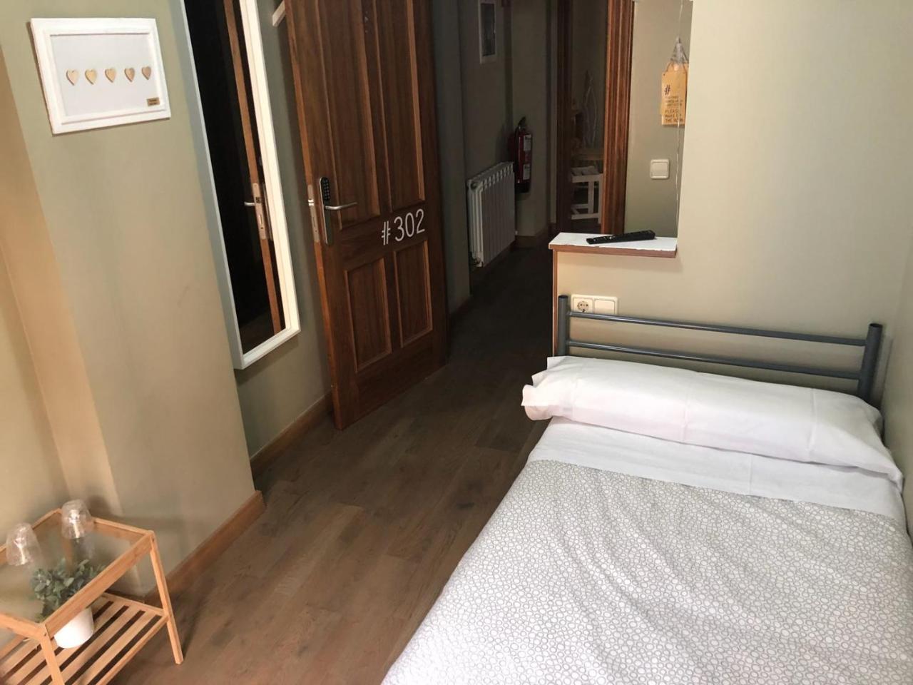El Camino Urban Rooms Pamplona Exterior foto